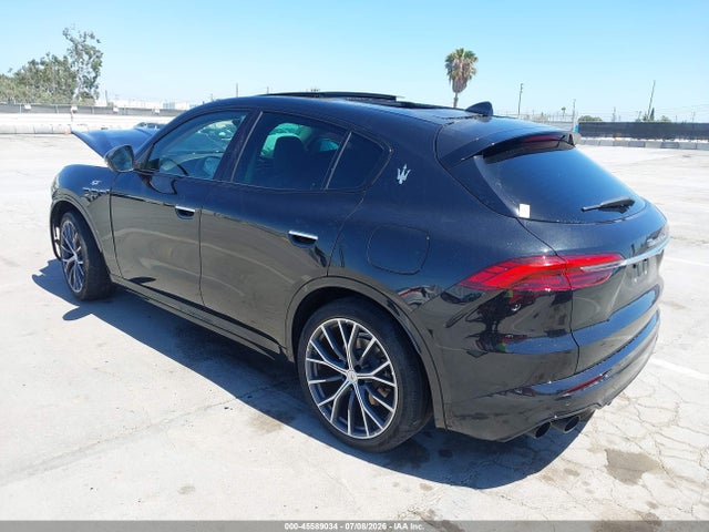 Продажа на аукционе авто 2023 Maserati Grecale Gt, vin: ZN682AVA7P7432251, номер лота: 45589034