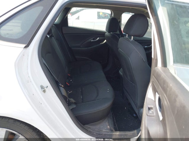 2018 Hyundai Elantra Gt მანქანა იყიდება აუქციონზე, vin: KMHH35LE2JU016916, აუქციონის ნომერი: 45589035