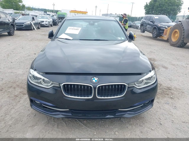 BMW 328i Xdrive 2016 WBA8E3G51GNU04068 Image 12