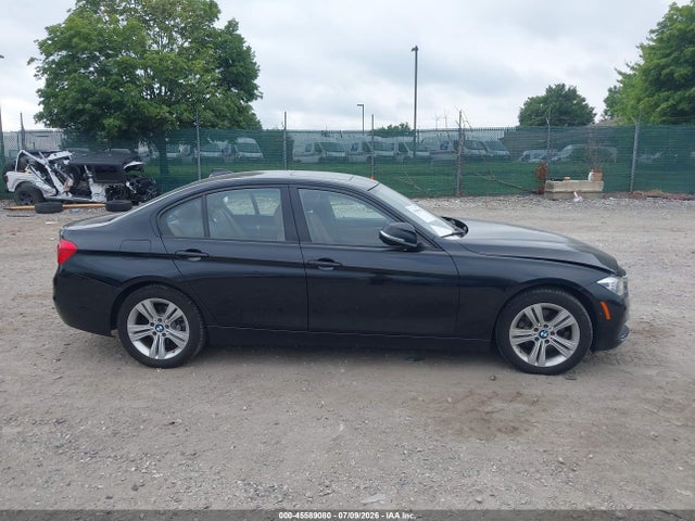 BMW 328i Xdrive 2016 WBA8E3G51GNU04068 Image 13