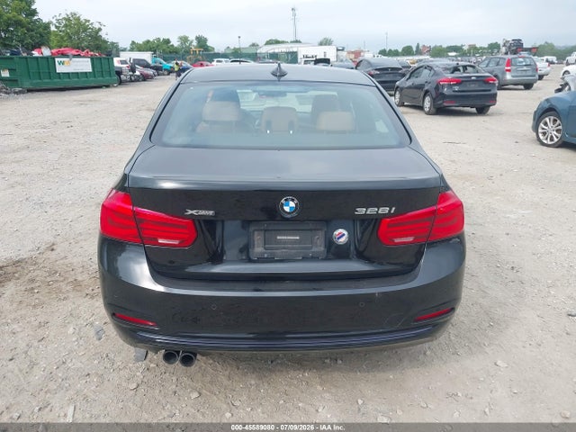 BMW 328i Xdrive 2016 WBA8E3G51GNU04068 Image 16