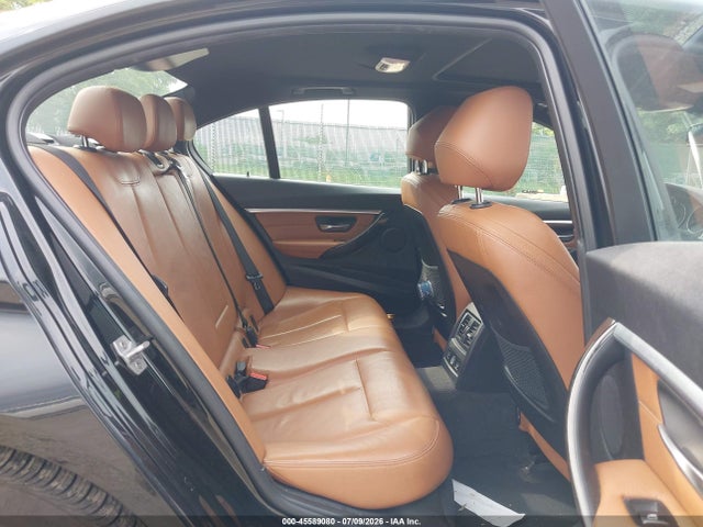 BMW 328i Xdrive 2016 WBA8E3G51GNU04068 Image 8