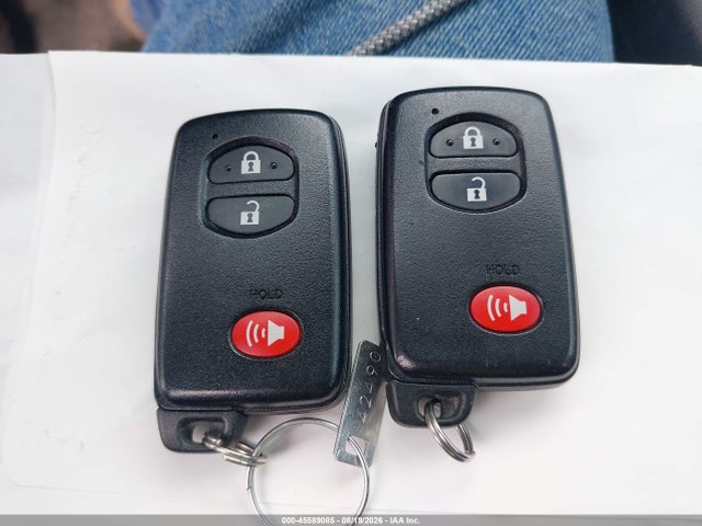 45589085 :رقم المزاد ، JTDKN3DU9B1388724 vin ، 2011 Toyota Prius مزاد بيع