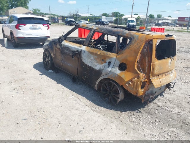 KIA SOUL + 2014 KNDJP3A52E7023449 Image 3