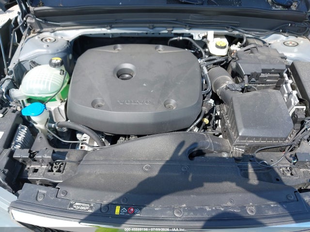 Продаж на аукціоні авто 2022 Volvo Xc40 T5 Momentum, vin: YV4162UK6N2715769, номер лоту: 45589196