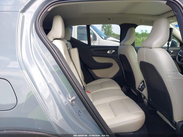Продаж на аукціоні авто 2022 Volvo Xc40 T5 Momentum, vin: YV4162UK6N2715769, номер лоту: 45589196