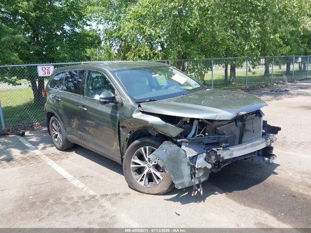 Auction sale of the 2019 Toyota Highlander Le Plus, vin: 5TDBZRFH4KS922514, lot number: 45589211