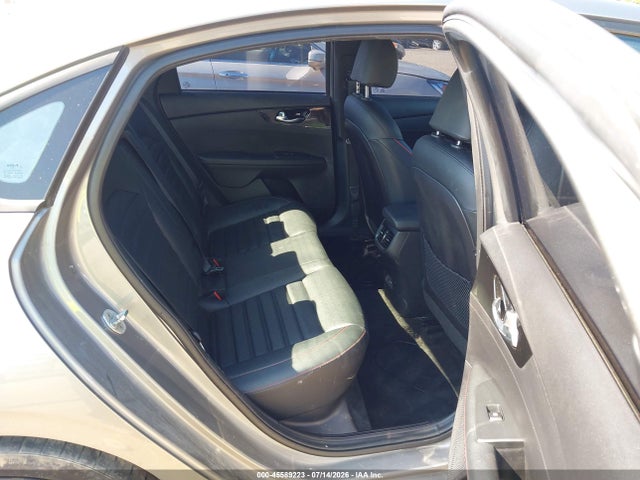 45589223 :رقم المزاد ، 3KPF44AC3NE430487 vin ، 2022 Kia Forte Gt مزاد بيع