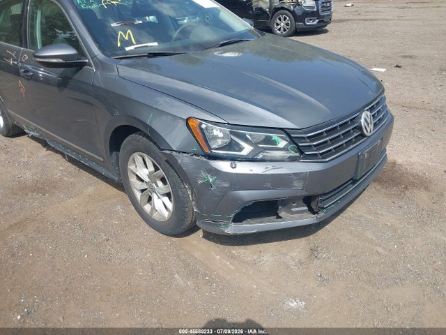 45589233 :رقم المزاد ، 1VWAT7A39HC048388 vin ، 2017 Volkswagen Passat 1.8t S مزاد بيع