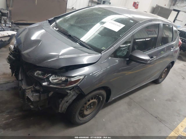 Honda FIT LX 2019 3HGGK5H44KM753545 Image 2