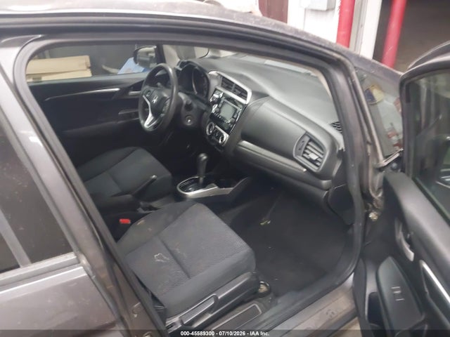 Honda FIT LX 2019 3HGGK5H44KM753545 Image 5