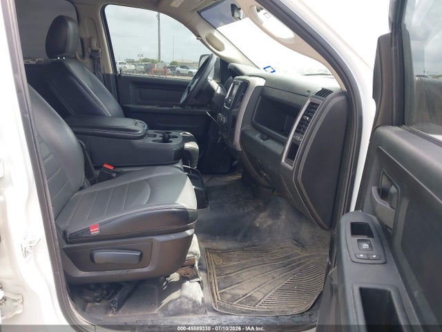 Продажа на аукционе авто 2023 Ram 1500 Classic Tradesman  4x4 5'7 Box, vin: 3C6RR7KGXPG675237, номер лота: 45589330
