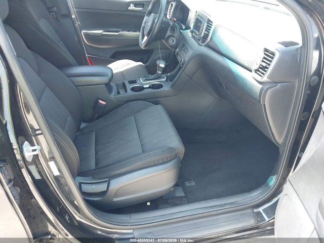 2017 Kia Sportage Lx მანქანა იყიდება აუქციონზე, vin: KNDPM3AC4H7210150, აუქციონის ნომერი: 45589343