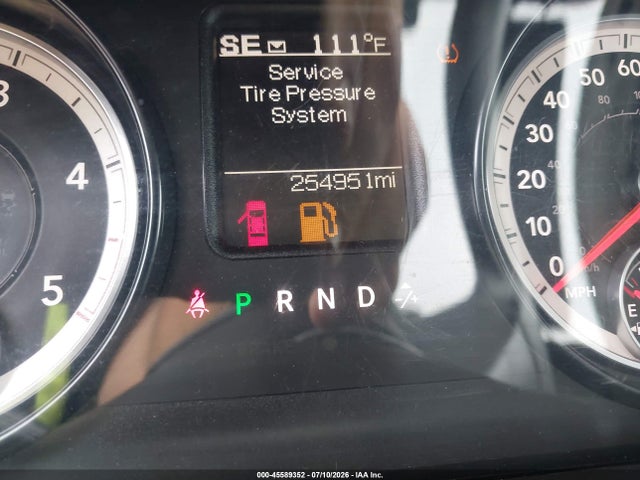 45589352 :رقم المزاد ، 1C6RR6KM2FS750472 vin ، 2015 Ram 1500 Tradesman مزاد بيع