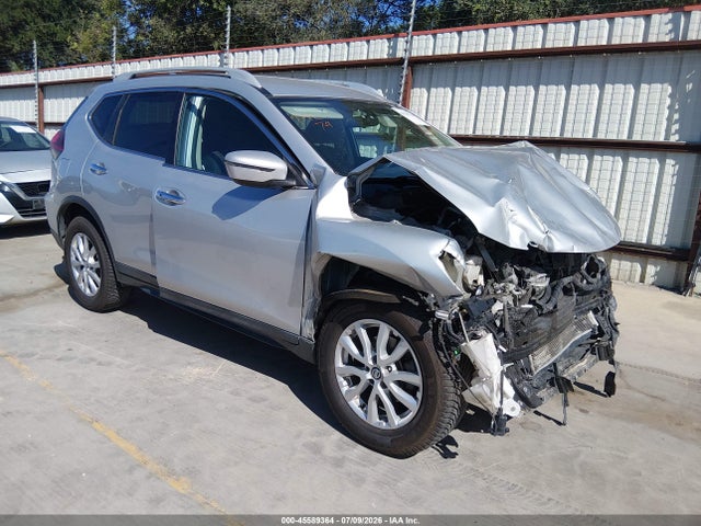 45589364 :رقم المزاد ، 5N1AT2MV6JC712179 vin ، 2018 Nissan Rogue Sv مزاد بيع