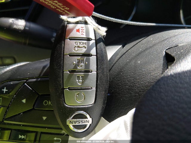 45589364 :رقم المزاد ، 5N1AT2MV6JC712179 vin ، 2018 Nissan Rogue Sv مزاد بيع