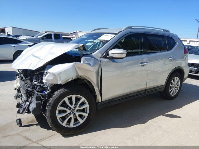 45589364 :رقم المزاد ، 5N1AT2MV6JC712179 vin ، 2018 Nissan Rogue Sv مزاد بيع