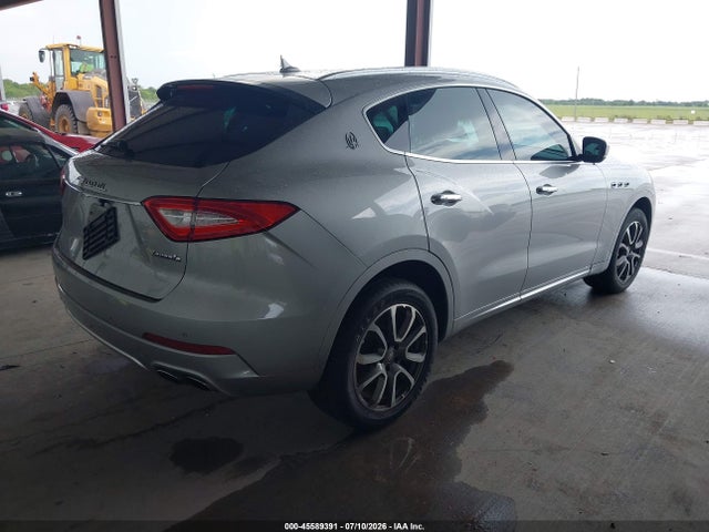 Maserati Levante 2017 ZN661XUL7HX233301 Image 4