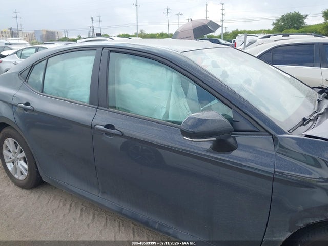 Toyota CAMRY LE 2026 4T1DAACK1TU223335 Image 13
