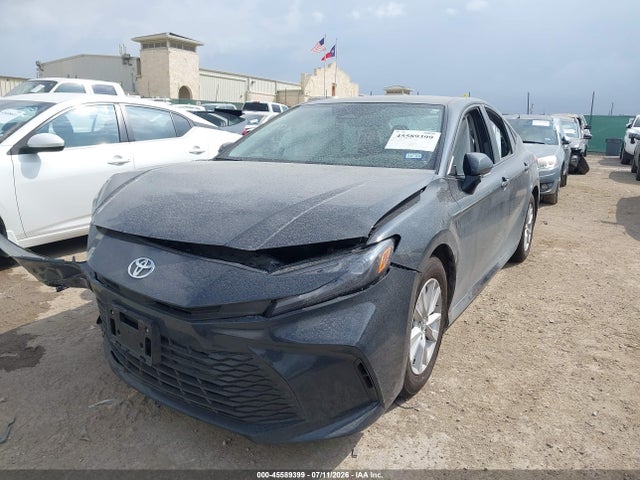 Toyota CAMRY LE 2026 4T1DAACK1TU223335 Image 2
