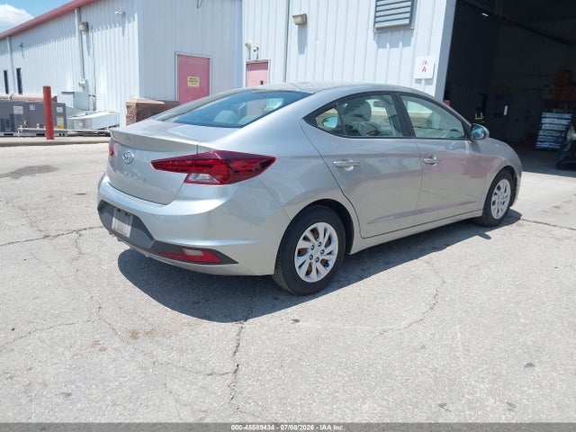 Hyundai ELANTRA SE 2020 5NPD74LFXLH615778 Image 4