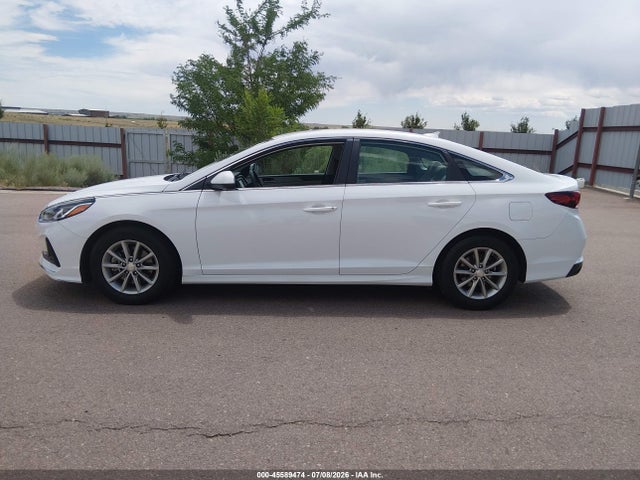 2019 Hyundai Sonata Eco მანქანა იყიდება აუქციონზე, vin: 5NPE24AA4KH775292, აუქციონის ნომერი: 45589474