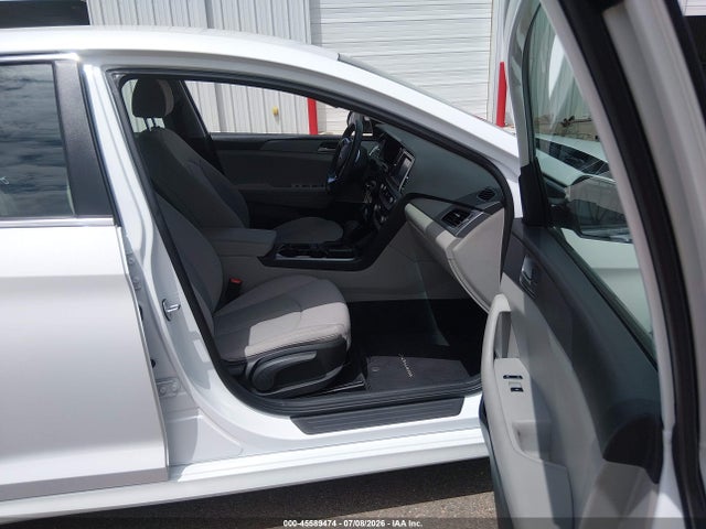 2019 Hyundai Sonata Eco მანქანა იყიდება აუქციონზე, vin: 5NPE24AA4KH775292, აუქციონის ნომერი: 45589474