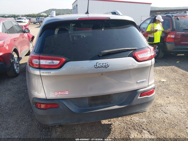 Продажа на аукционе авто 2018 Jeep Cherokee Latitude Fwd, vin: 1C4PJLCB3JD611676, номер лота: 45589487