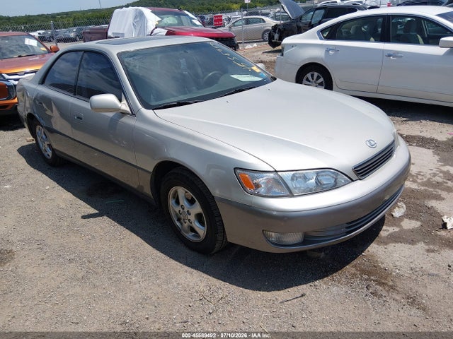 1997 Lexus Es 300 მანქანა იყიდება აუქციონზე, vin: JT8BF22G0V0057186, აუქციონის ნომერი: 45589492