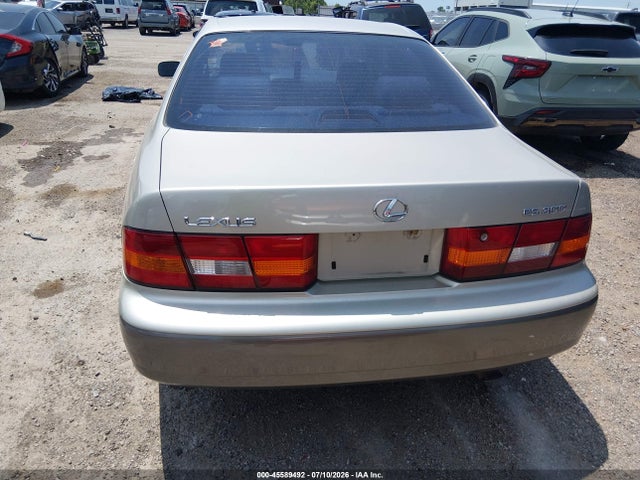 1997 Lexus Es 300 მანქანა იყიდება აუქციონზე, vin: JT8BF22G0V0057186, აუქციონის ნომერი: 45589492