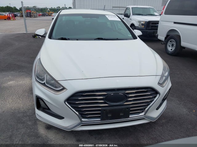 Hyundai SONATA ECO 2018 5NPE24AA2JH682981 Image 12
