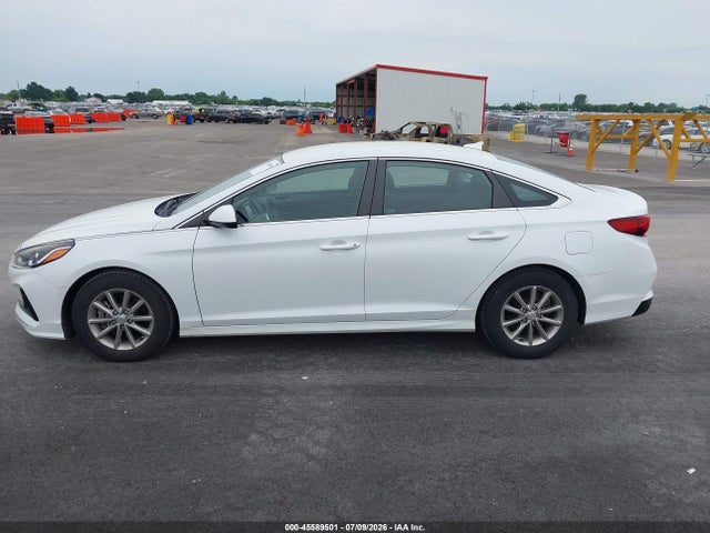 Hyundai SONATA ECO 2018 5NPE24AA2JH682981 Image 14