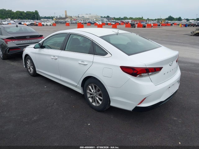 Hyundai SONATA ECO 2018 5NPE24AA2JH682981 Image 3
