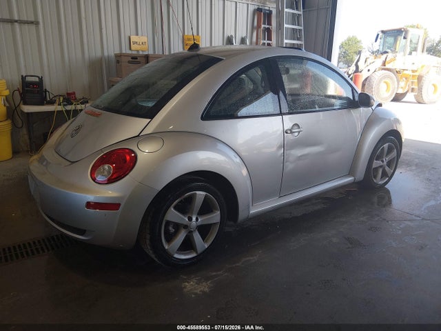 2006 Volkswagen New Beetle 2.5/2.5 (a6) მანქანა იყიდება აუქციონზე, vin: 3VWSW31C06M402928, აუქციონის ნომერი: 45589553