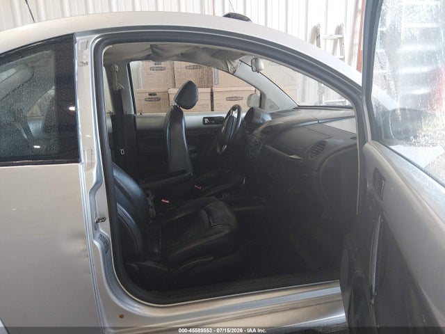 2006 Volkswagen New Beetle 2.5/2.5 (a6) მანქანა იყიდება აუქციონზე, vin: 3VWSW31C06M402928, აუქციონის ნომერი: 45589553