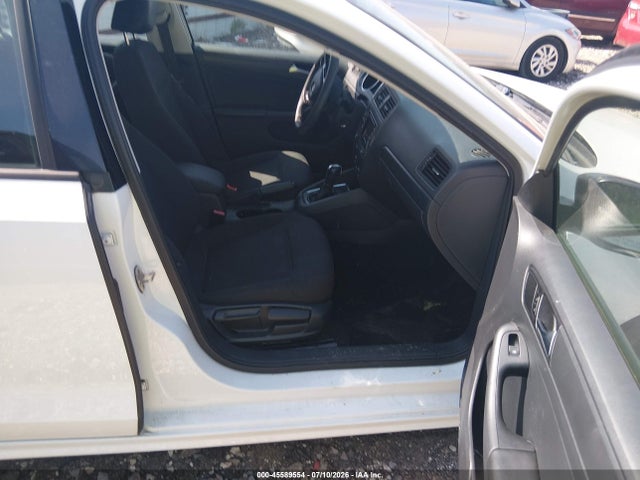 Продажа на аукционе авто 2016 Volkswagen Jetta 1.4t S, vin: 3VW267AJ1GM307284, номер лота: 45589554