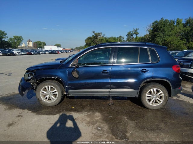 2016 Volkswagen Tiguan S მანქანა იყიდება აუქციონზე, vin: WVGBV7AX9GW001391, აუქციონის ნომერი: 45589572
