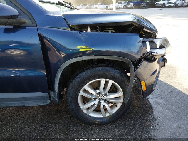 2016 Volkswagen Tiguan S მანქანა იყიდება აუქციონზე, vin: WVGBV7AX9GW001391, აუქციონის ნომერი: 45589572