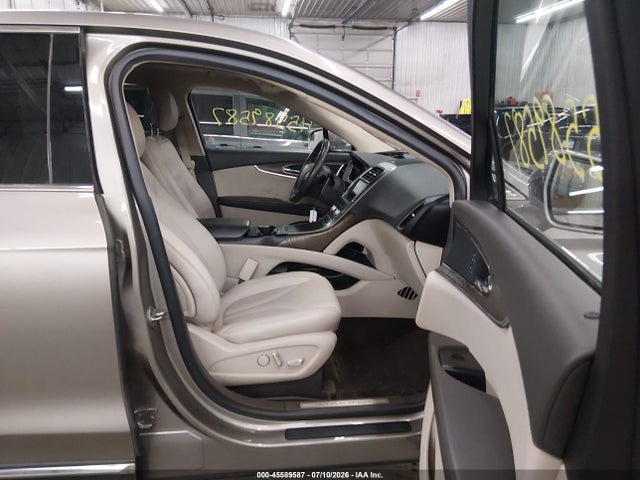 2017 Lincoln Mkx Select მანქანა იყიდება აუქციონზე, vin: 2LMPJ8KR9HBL14925, აუქციონის ნომერი: 45589587
