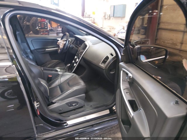 Продаж на аукціоні авто 2017 Volvo Xc60 T6 R-design, vin: YV449MRS3H2016984, номер лоту: 45589616