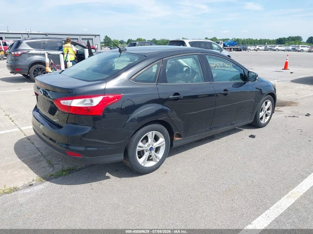 Ford FOCUS SE 2014 1FADP3F20EL105897 Image 4