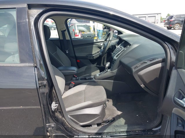 Ford FOCUS SE 2014 1FADP3F20EL105897 Image 5