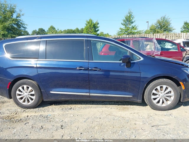 45589655 :رقم المزاد ، 2C4RC1BGXJR123567 vin ، 2018 Chrysler Pacifica Touring L مزاد بيع