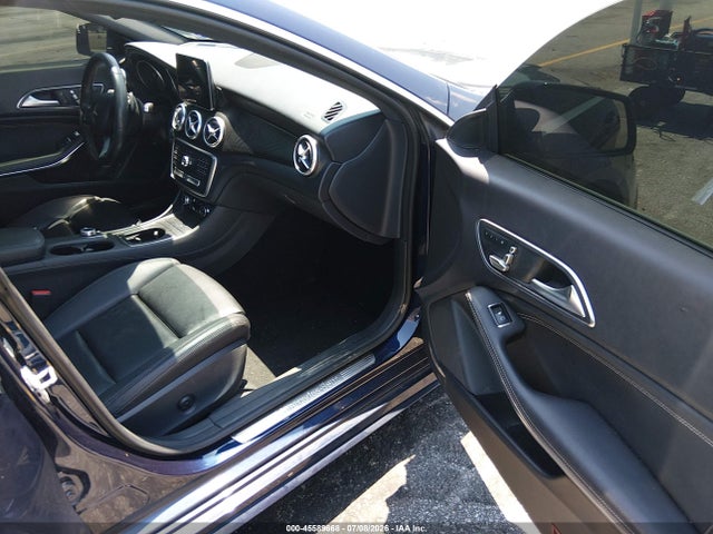 45589668 :رقم المزاد ، WDDSJ4EB2JN528995 vin ، 2018 Mercedes-benz Cla 250 مزاد بيع