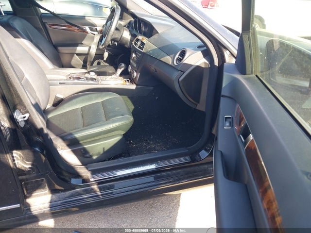 Aukcja sprzedaży 2012 Mercedes-benz C 250 Sport, vin: WDDGF4HB7CR223930, numer aukcji: 45589669