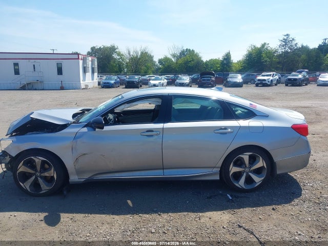 45589685 :رقم المزاد ، 1HGCV1F91JA142350 vin ، 2018 Honda Accord Touring مزاد بيع
