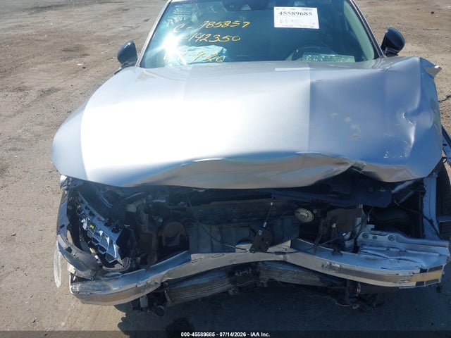 45589685 :رقم المزاد ، 1HGCV1F91JA142350 vin ، 2018 Honda Accord Touring مزاد بيع