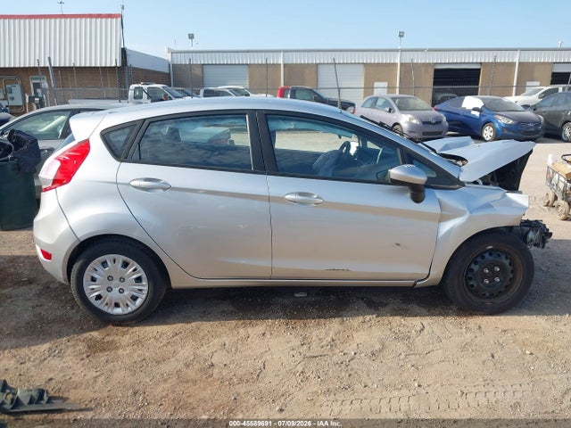 45589691 :رقم المزاد ، 3FADP4TJ0GM171952 vin ، 2016 Ford Fiesta S مزاد بيع