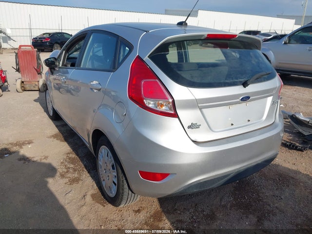 45589691 :رقم المزاد ، 3FADP4TJ0GM171952 vin ، 2016 Ford Fiesta S مزاد بيع