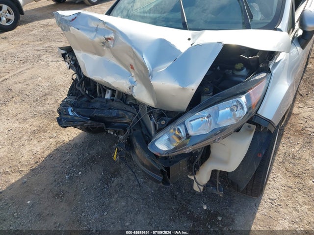 45589691 :رقم المزاد ، 3FADP4TJ0GM171952 vin ، 2016 Ford Fiesta S مزاد بيع
